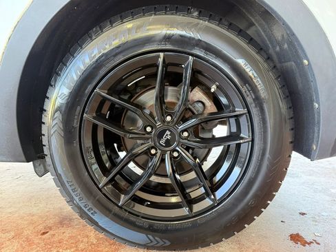 Used 2017 Hyundai Santa Fe Sport image 25