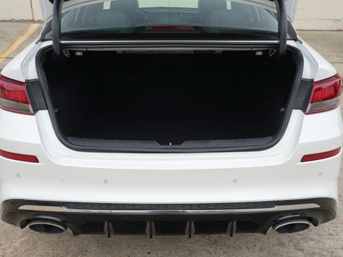 Used 2020 Kia Optima S FWD image 9