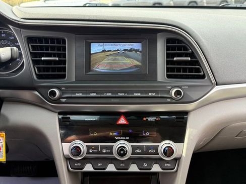 Used 2020 Hyundai Elantra SE w/ Cargo Package (C1) FWD image 20