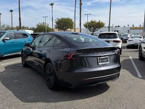 Used 2024 Tesla Model 3 Standard Range image 5