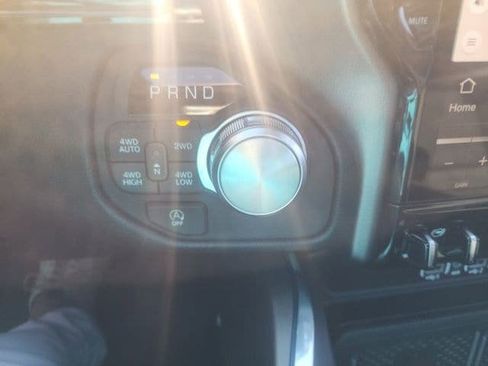 New 2026 RAM 1500 Laramie AWD/4WD image 10