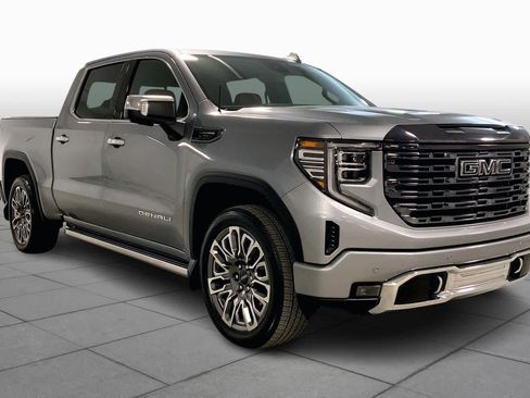 Used 2024 GMC Sierra 1500 Denali Ultimate image 3