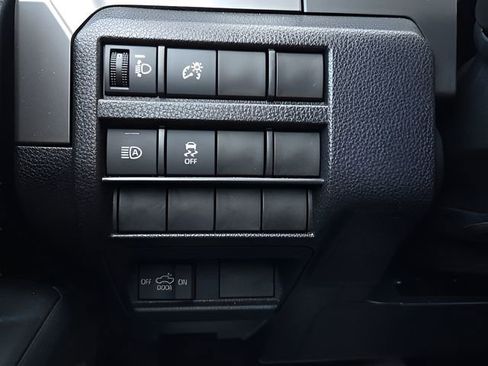 Used 2025 Toyota Tacoma SR5 image 20