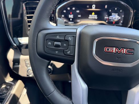 Used 2023 GMC Sierra 1500 Elevation w/ Elevation Premium Package AWD/4WD image 10