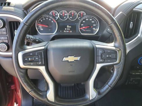 Used 2021 Chevrolet Silverado 1500 LT w/ Z71 Off-Road Package AWD/4WD image 19