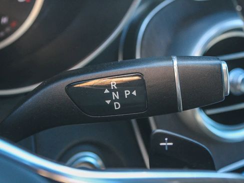 Used 2020 Mercedes-Benz GLC 300 image 25