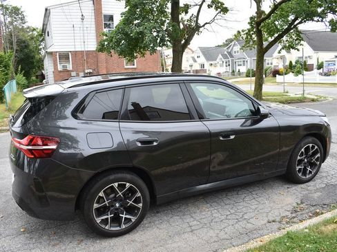 Used 2025 BMW X3 xDrive30i AWD/4WD image 5