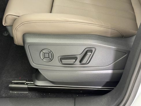 New 2025 Audi Q5 Premium Plus image 14