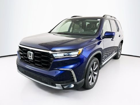 Used 2023 Honda Pilot Elite image 7
