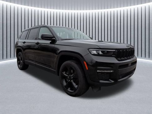 Certified 2025 Jeep Grand Cherokee L Limited w/ Luxury Tech Group II AWD/4WD image 1