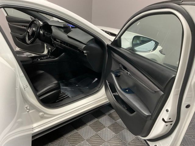 Used 2019 MAZDA MAZDA3 AWD Hatchback image 23
