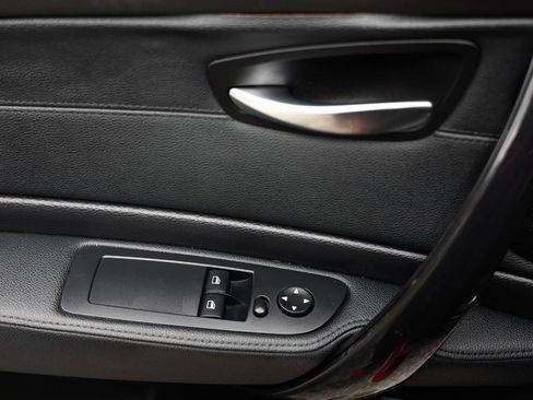 Used 2010 BMW 128i Coupe image 36