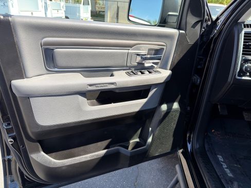 Used 2019 RAM 1500 Classic Warlock RWD image 24