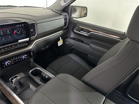 New 2026 GMC Sierra 1500 Elevation image 35