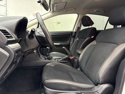 Used 2017 Subaru Crosstrek 2.0i Premium w/ Popular Package #1 AWD/4WD image 12