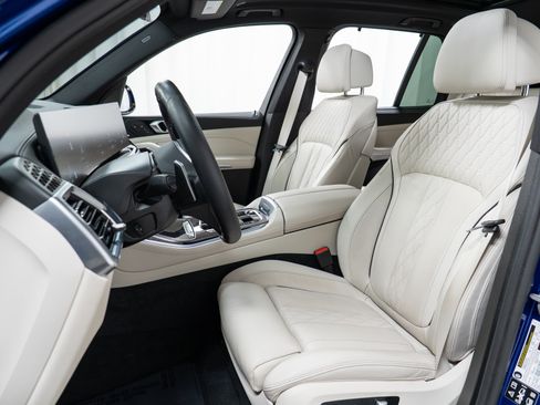 Certified 2025 BMW X5 M60i image 13