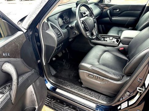 Used 2024 INFINITI QX80 Luxe AWD/4WD image 10