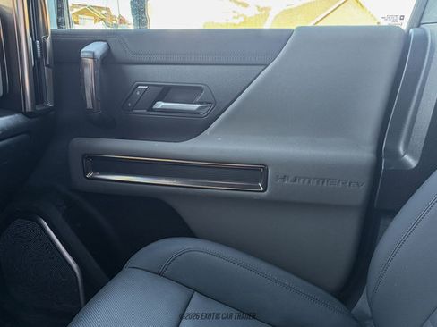 Used 2025 GMC Hummer EV 2X AWD/4WD image 27