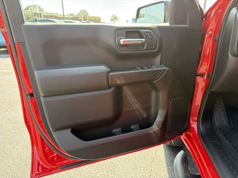 Used 2023 Chevrolet Silverado 1500 Custom Trail Boss image 10