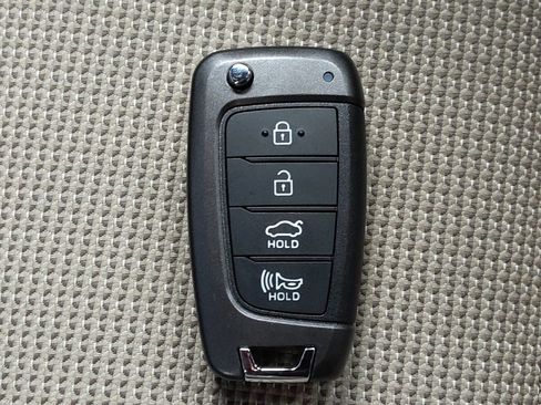 Used 2022 Hyundai Accent SE FWD image 32