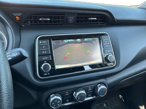 Used 2024 Nissan Kicks S FWD image 13