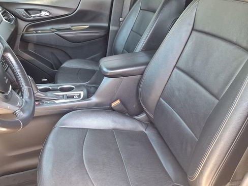 Used 2021 Chevrolet Equinox Premier AWD/4WD image 3