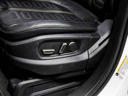 Used 2023 Rivian R1S Adventure image 29