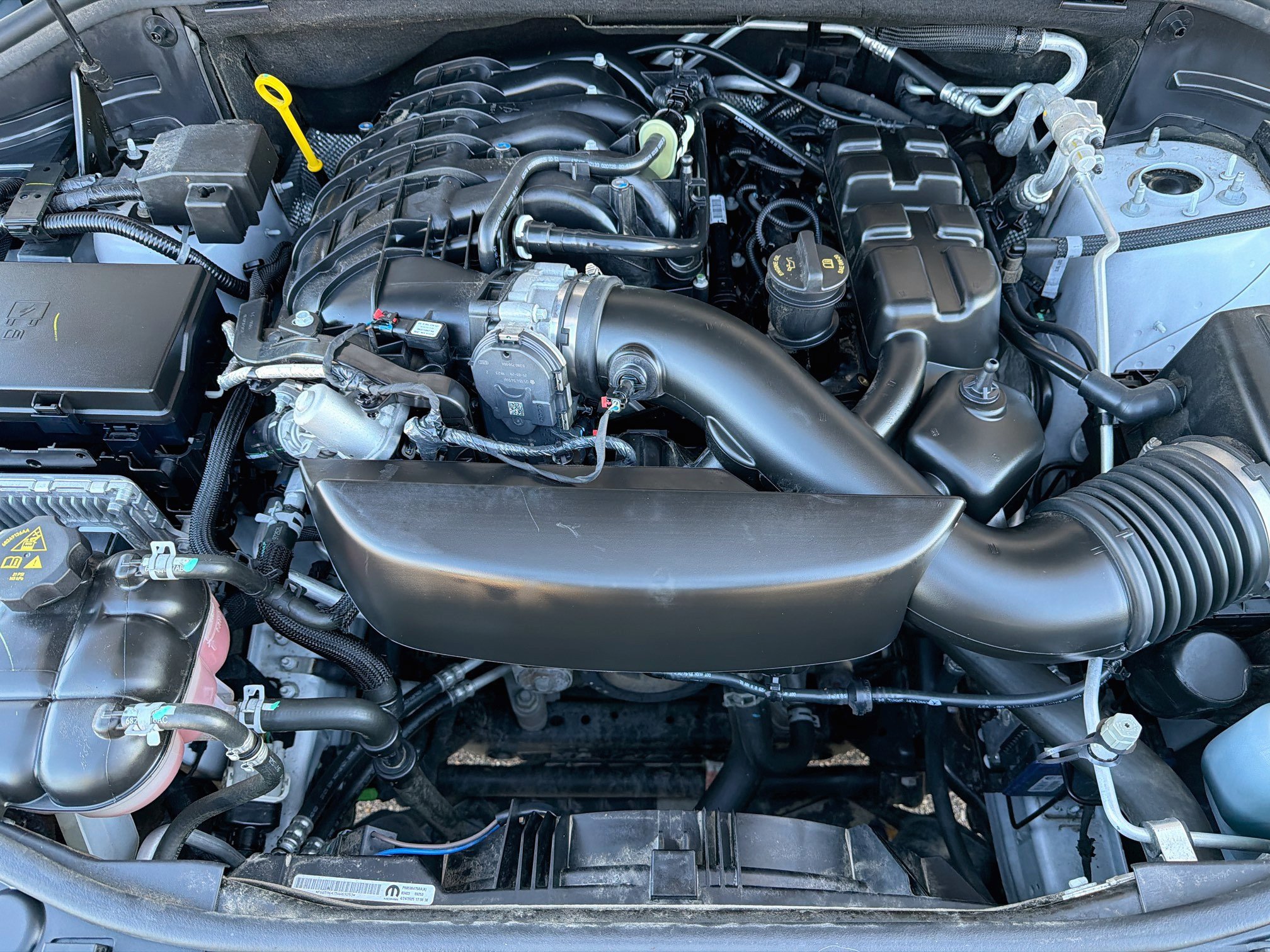Used 2025 Dodge Durango GT AWD/4WD image 35