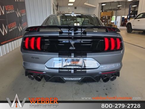 Used 2022 Ford Mustang Shelby GT500 w/ Technology Package RWD image 14