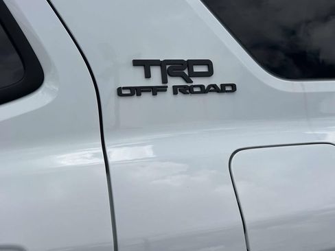 New 2026 Toyota 4Runner TRD Off-Road Premium AWD/4WD image 11