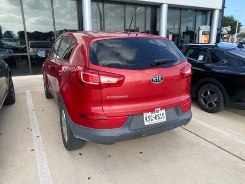 Used 2012 Kia Sportage LX FWD image 7