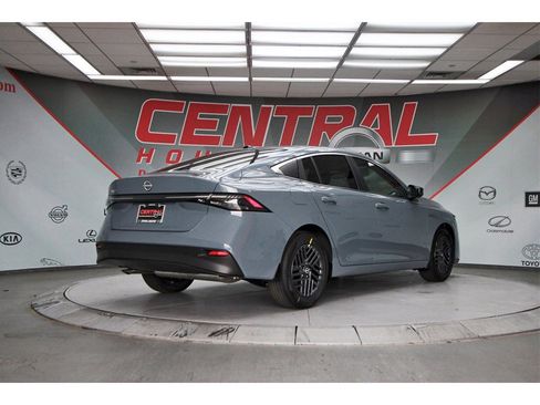 New 2026 Nissan Sentra SV w/ SV Convenience Package image 5