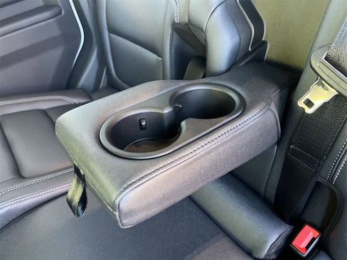 New 2025 Ford Bronco Badlands image 20