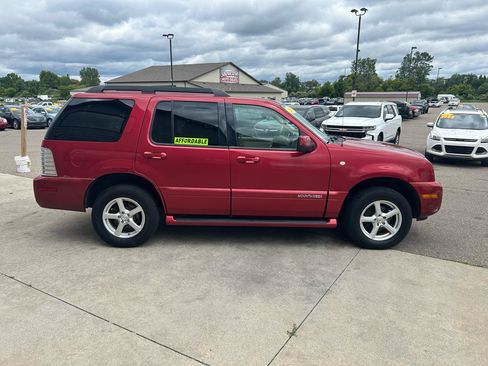 Used 2007 Mercury Mountaineer AWD image 4