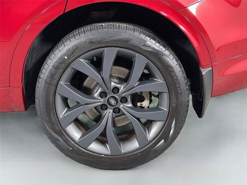 Certified 2023 Land Rover Discovery Sport SE R-Dynamic AWD/4WD image 30