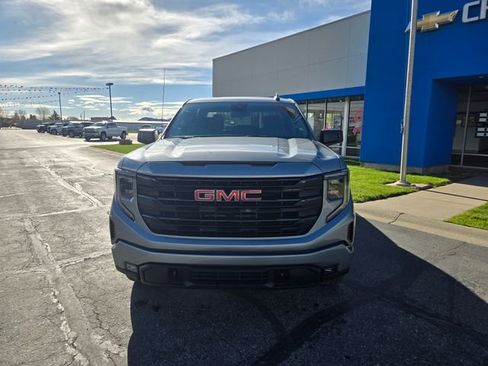 Used 2024 GMC Sierra 1500 Elevation AWD/4WD image 8