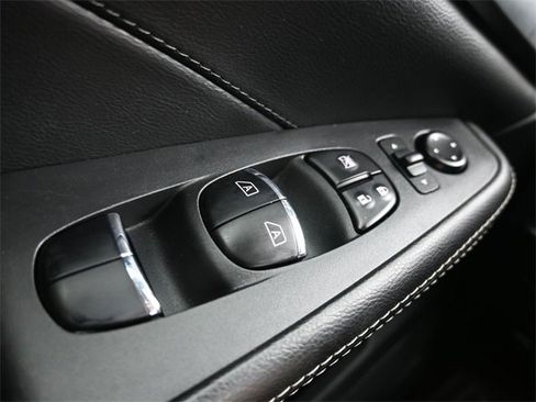 Used 2023 Nissan Maxima SV w/ Floor Mat Group image 32