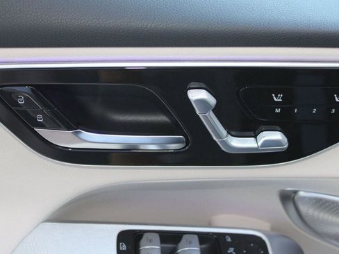 Used 2026 Mercedes-Benz GLC 300 image 13