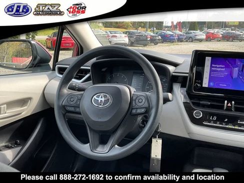 Used 2024 Toyota Corolla LE image 17