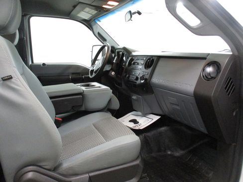 Used 2015 Ford F250 XL w/ Power Equipment Group image 16