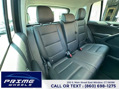 Used 2016 Volkswagen Tiguan SE image 16