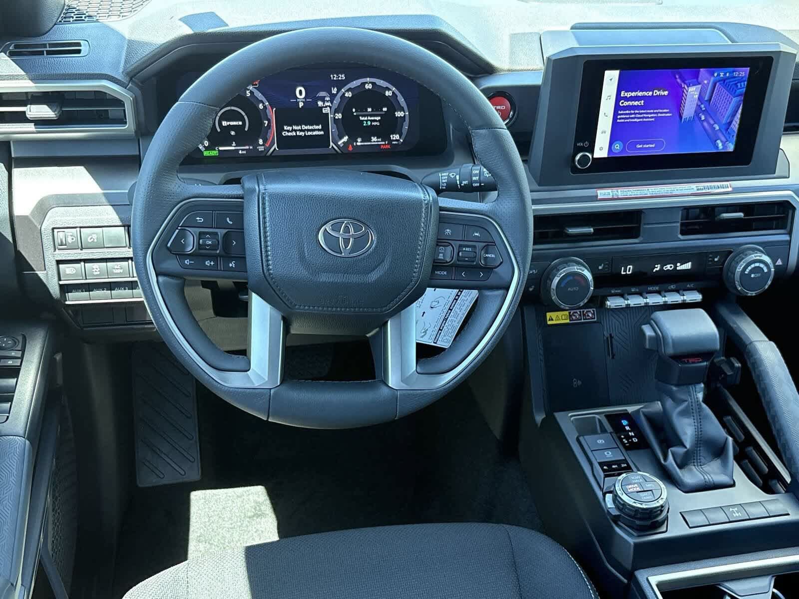 Used 2025 Toyota 4Runner TRD Off-Road AWD/4WD image 15