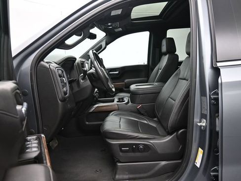 Used 2019 Chevrolet Silverado 1500 High Country w/ Technology Package AWD/4WD image 42