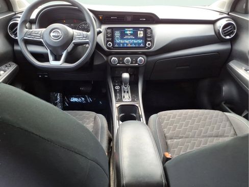 Used 2024 Nissan Kicks SV FWD image 13
