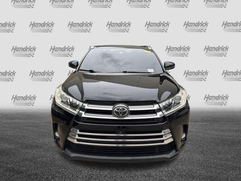 Used 2019 Toyota Highlander Limited Platinum AWD/4WD image 3