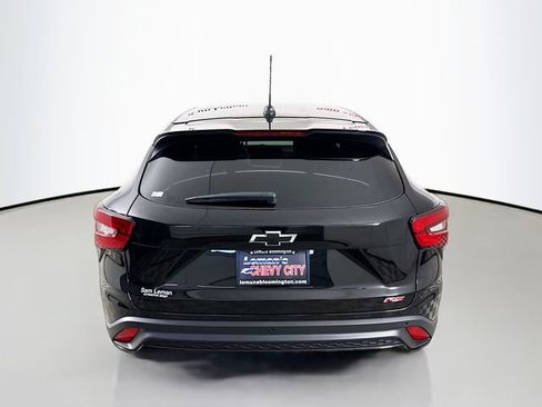 New 2026 Chevrolet Trax RS w/ Sunroof Package FWD image 7