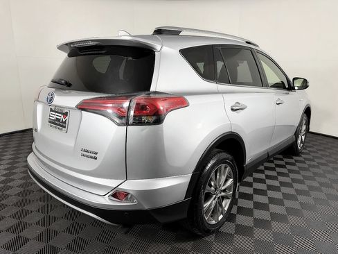 Used 2016 Toyota RAV4 Limited AWD/4WD image 8