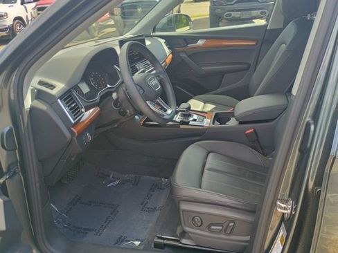 Used 2023 Audi Q5 2.0T Premium w/ Convenience Package AWD/4WD image 26