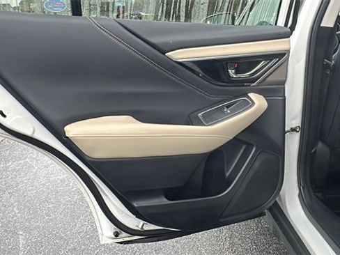 Used 2022 Subaru Outback Limited image 20