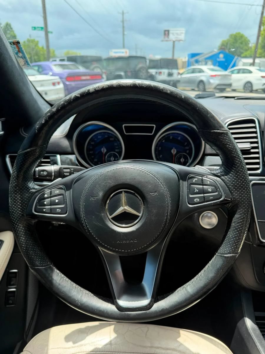 Used 2017 Mercedes-Benz GLS 550 4MATIC image 10